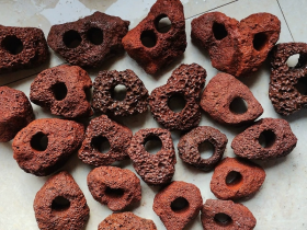 5-8cm Red Horticultural Lava Rock Volcanic Rock for Terrarium and Bonsai Landscape