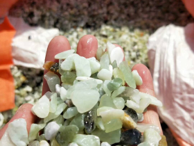 Tumbled Green Jade Gravels